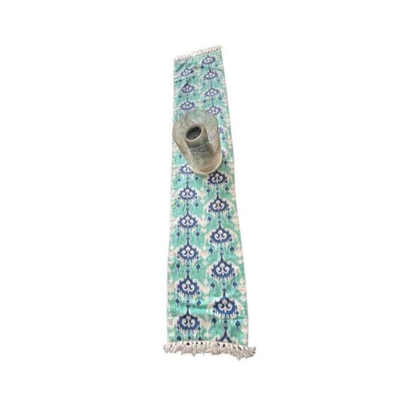 Threshold Turquoise Blue White‎ Table Runner Tassels - Picture 6 of 6
